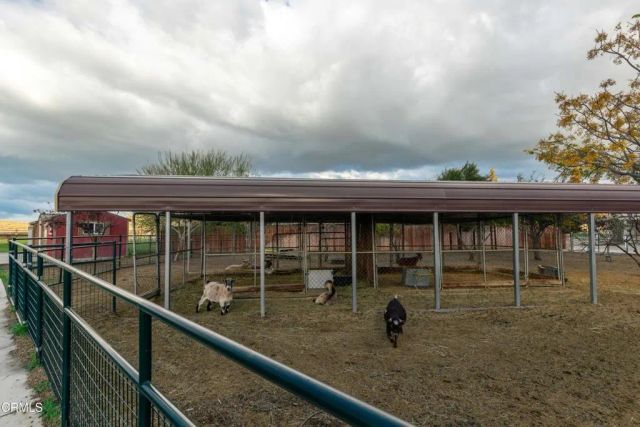 102 Anna Lane, Bakersfield, CA 93308