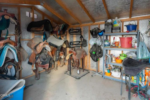 102 Anna Lane, Bakersfield, CA 93308