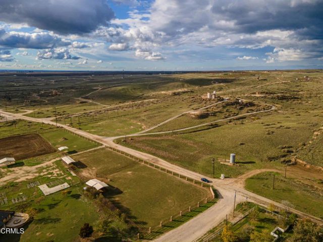 102 Anna Lane, Bakersfield, CA 93308