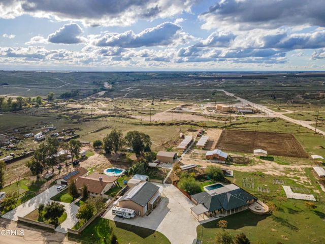 102 Anna Lane, Bakersfield, CA 93308