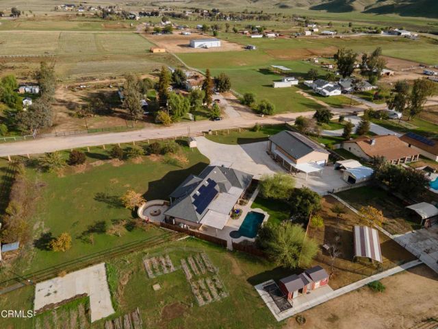 102 Anna Lane, Bakersfield, CA 93308