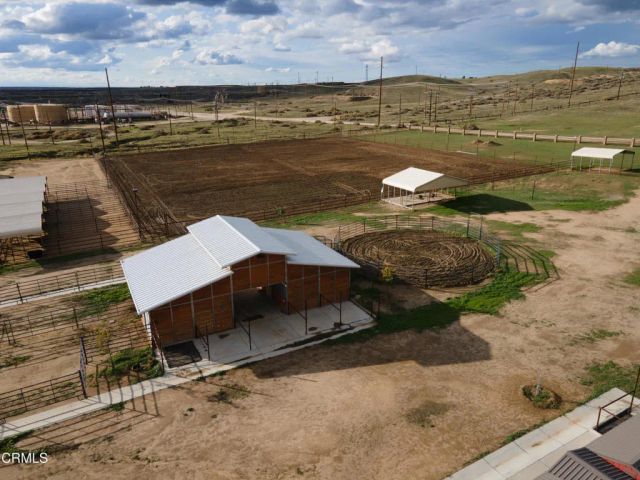 102 Anna Lane, Bakersfield, CA 93308