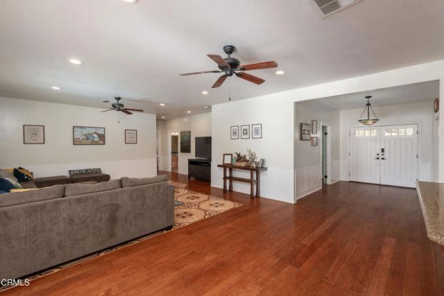 102 Anna Lane, Bakersfield, CA 93308