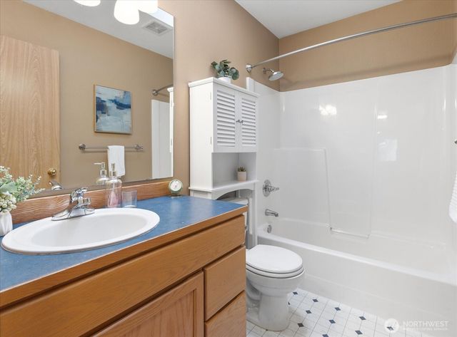 2116 82nd Drive NE, Lake Stevens, WA 98258