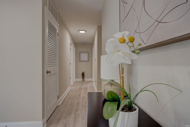 630 E Main Street, Newburgh, IN 47630