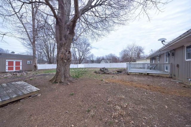 630 E Main Street, Newburgh, IN 47630