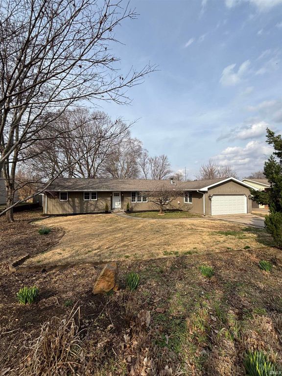 630 E Main Street, Newburgh, IN 47630