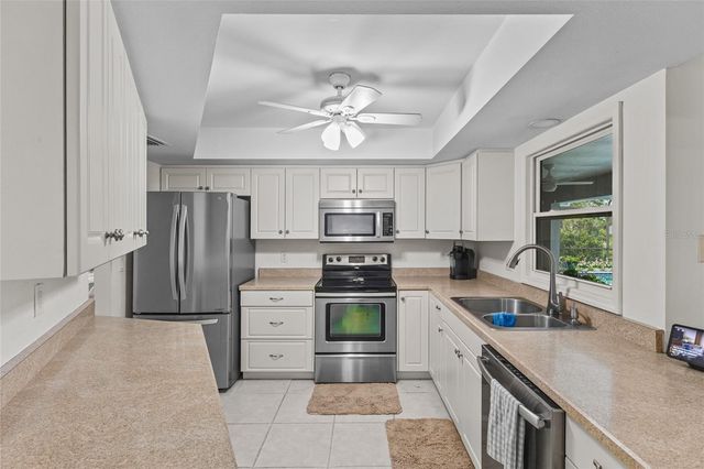 4308 PASADENA CIRCLE, Sarasota, FL 34233