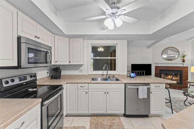 4308 PASADENA CIRCLE, Sarasota, FL 34233