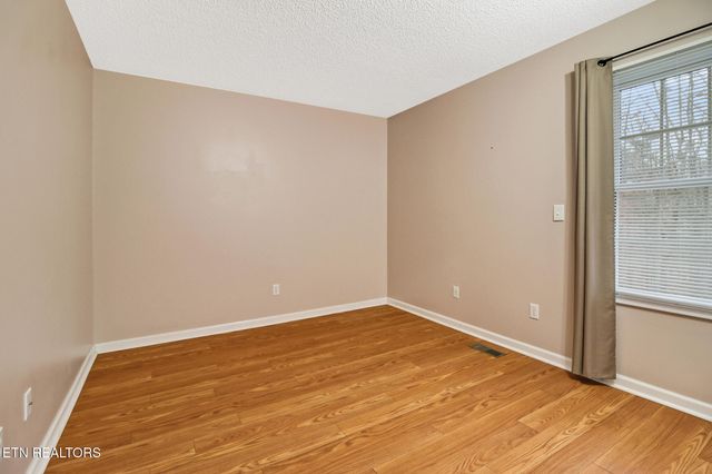 121 St George Drive, Crossville, TN 38558