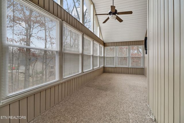 121 St George Drive, Crossville, TN 38558