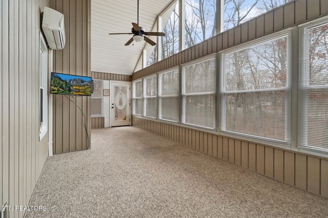 121 St George Drive, Crossville, TN 38558