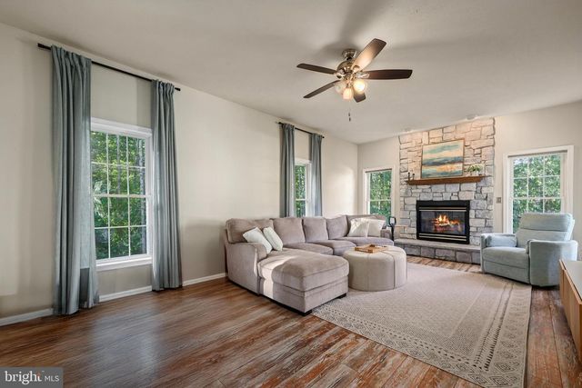 12128 KINGSWOOD BLVD, Fredericksburg, VA 22408