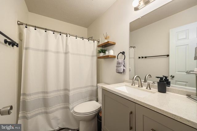 12128 KINGSWOOD BLVD, Fredericksburg, VA 22408