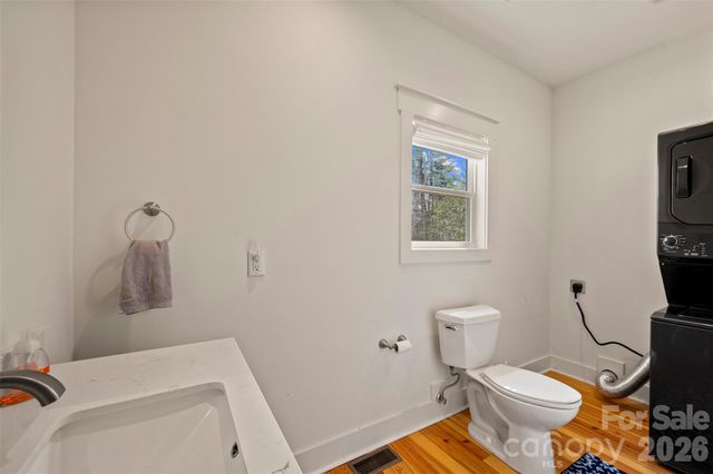 823 Silverstone Drive, Hendersonville, NC 28792