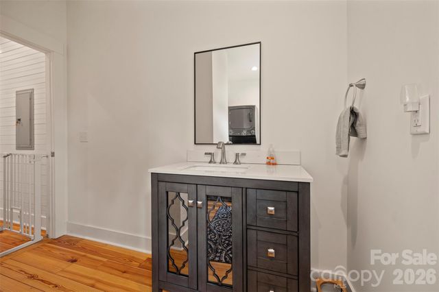 823 Silverstone Drive, Hendersonville, NC 28792