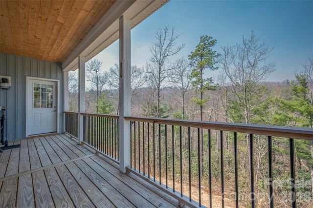 823 Silverstone Drive, Hendersonville, NC 28792