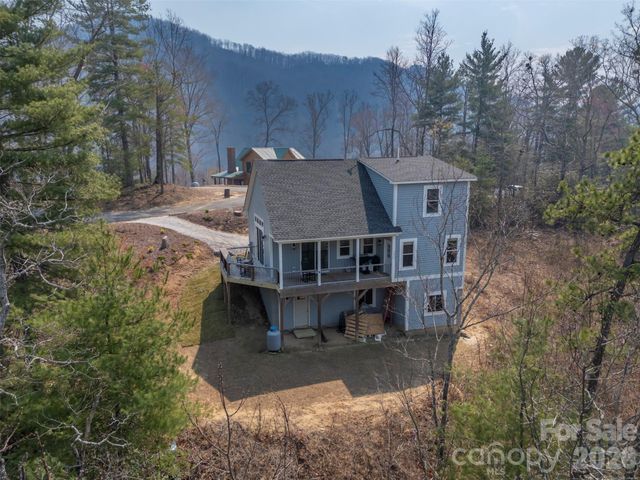 823 Silverstone Drive, Hendersonville, NC 28792