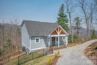 823 Silverstone Drive, Hendersonville, NC 28792