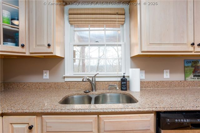 326 Seven Oaks Drive, Scott Depot, WV 25560