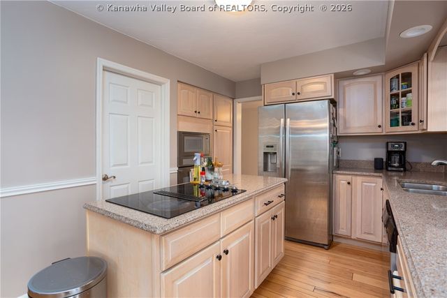 326 Seven Oaks Drive, Scott Depot, WV 25560