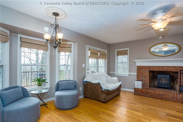 326 Seven Oaks Drive, Scott Depot, WV 25560