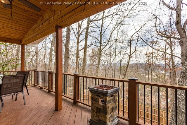 326 Seven Oaks Drive, Scott Depot, WV 25560