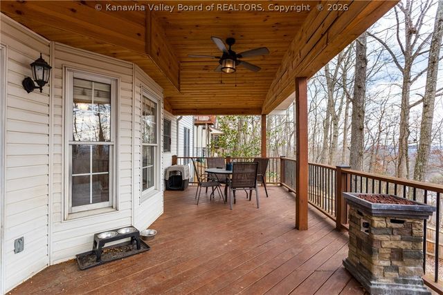 326 Seven Oaks Drive, Scott Depot, WV 25560