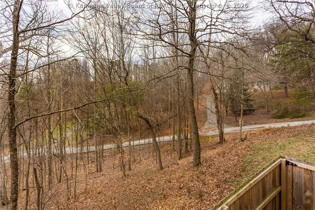 326 Seven Oaks Drive, Scott Depot, WV 25560