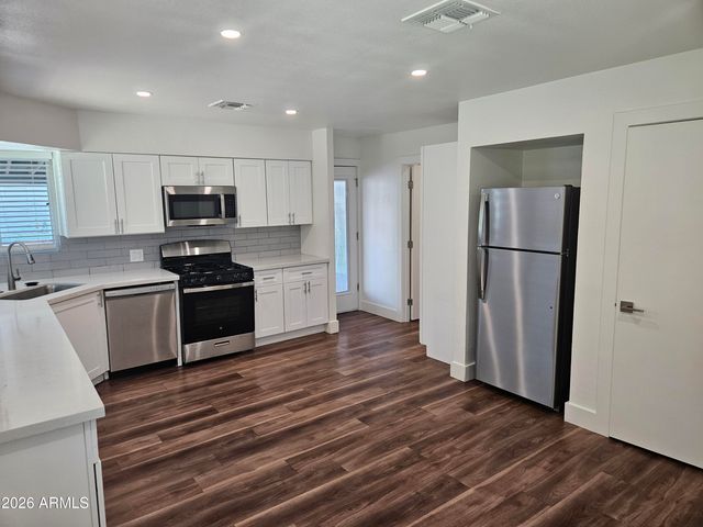 3427 E Osborn Road 9A, Phoenix, AZ 85018
