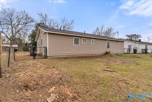 1014 SW Towerview Street, Decatur, AL 35601