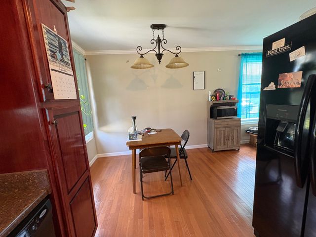167 Robinson Ln, Westmoreland, TN 37186
