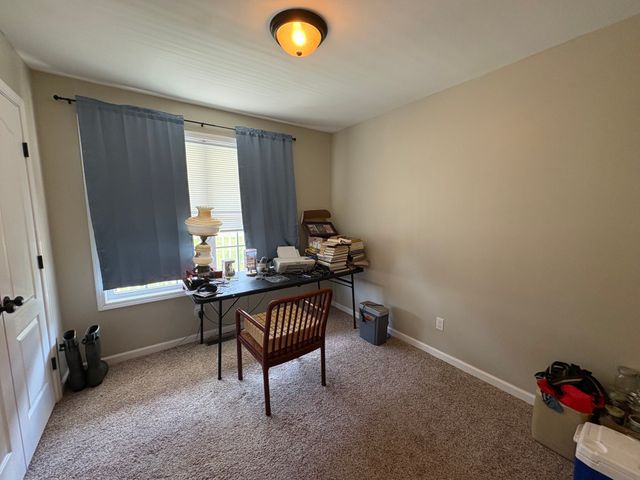 167 Robinson Ln, Westmoreland, TN 37186