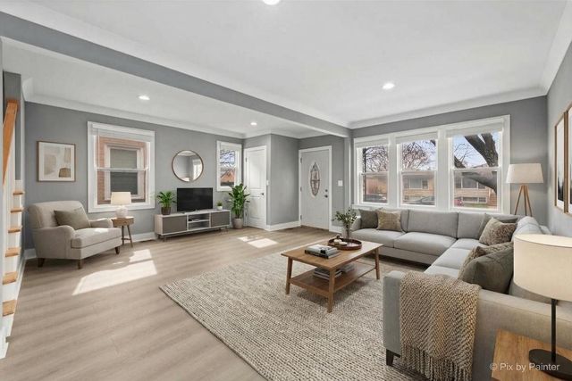 5252 N Mulligan Avenue, Chicago, IL 60630