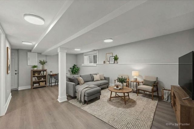 5252 N Mulligan Avenue, Chicago, IL 60630