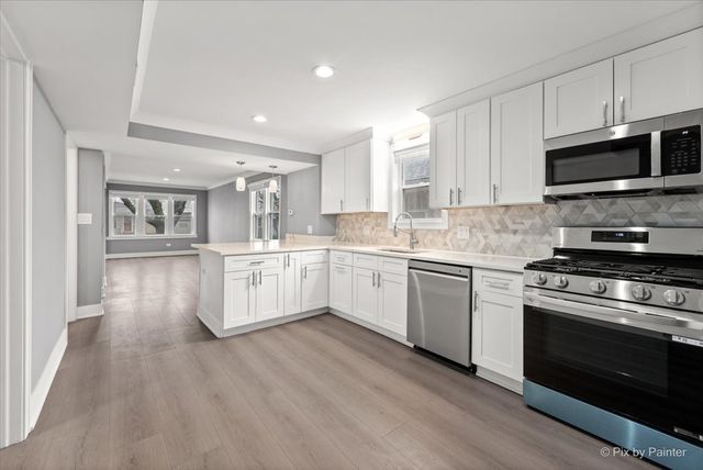 5252 N Mulligan Avenue, Chicago, IL 60630