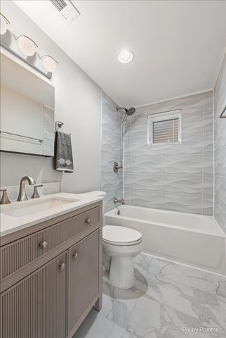 5252 N Mulligan Avenue, Chicago, IL 60630