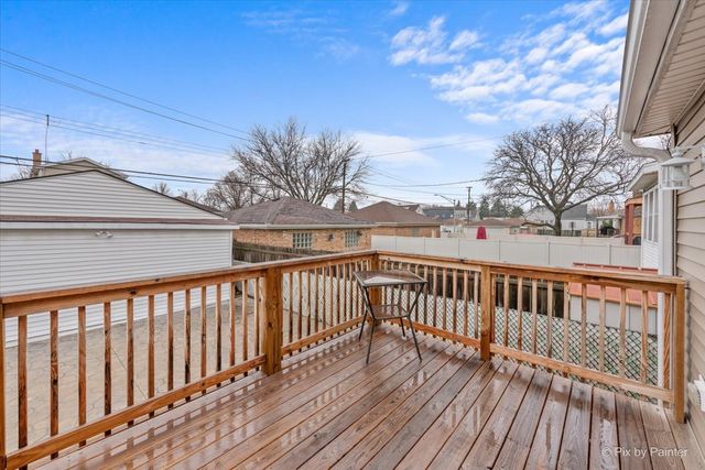 5252 N Mulligan Avenue, Chicago, IL 60630