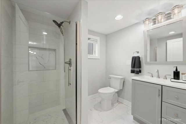 5252 N Mulligan Avenue, Chicago, IL 60630