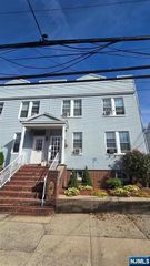 157 W 4th Street, Bayonne, NJ 07002