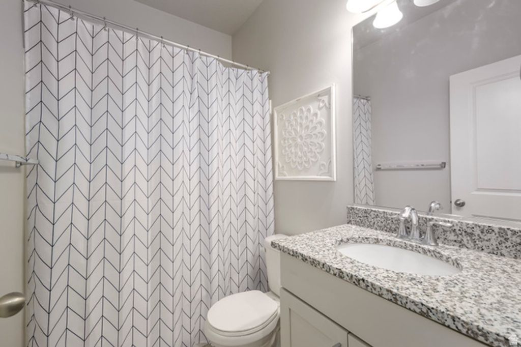 Image 15 of property listing at 5079 W SPLIT ROCK DR, South Jordan, UT 84009