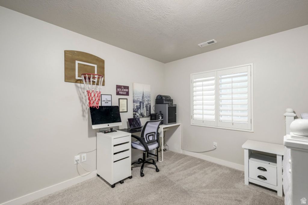 Image 19 of property listing at 5079 W SPLIT ROCK DR, South Jordan, UT 84009