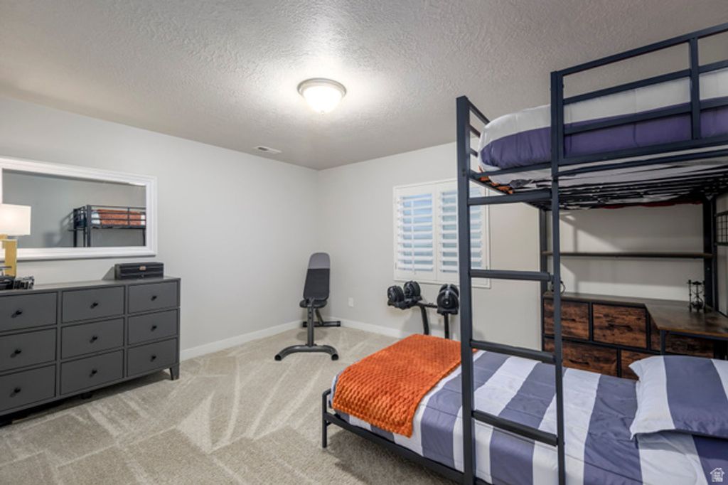 Image 21 of property listing at 5079 W SPLIT ROCK DR, South Jordan, UT 84009