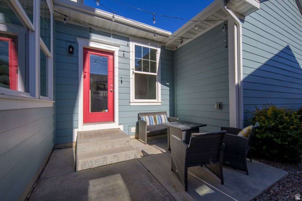 Image 25 of property listing at 5079 W SPLIT ROCK DR, South Jordan, UT 84009