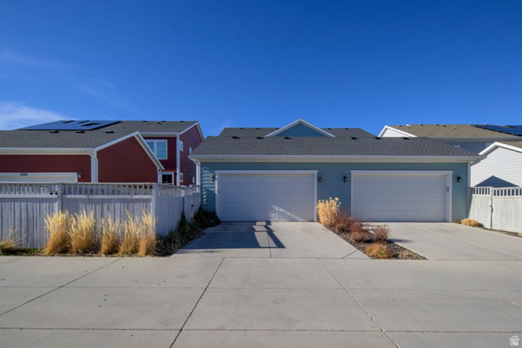 Image 26 of property listing at 5079 W SPLIT ROCK DR, South Jordan, UT 84009