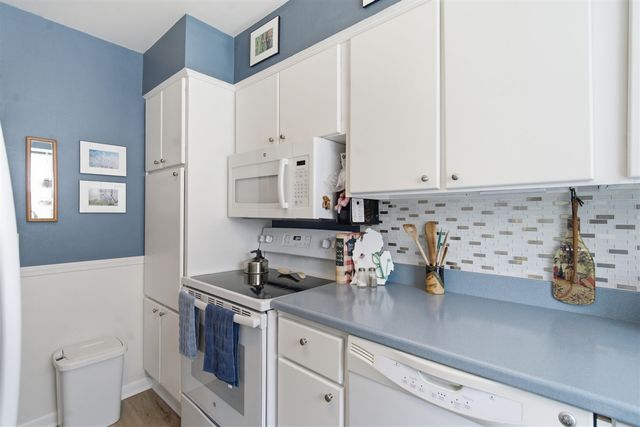 6905 Shoreham Street, Portage, MI 49024