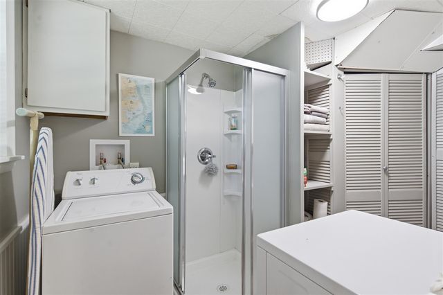 6905 Shoreham Street, Portage, MI 49024