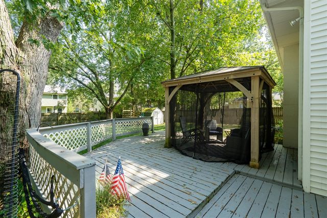 6905 Shoreham Street, Portage, MI 49024