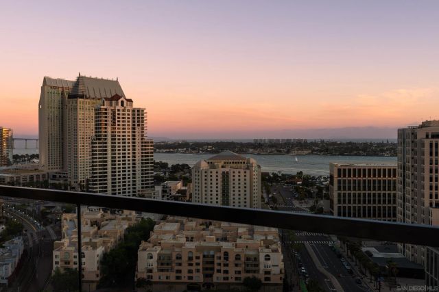 888 W E Street 2203, San Diego, CA 92101