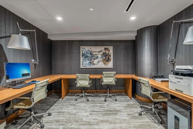 888 W E Street 2203, San Diego, CA 92101